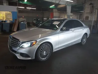 2015 Mercedes-Benz C 300 Luxury with VIN 55SWF4KB1FU087558, listed as a IAAI auction lot 41904253 with 82,901 mi miles and . Bid and sale history available at carsss.com. Image 17.