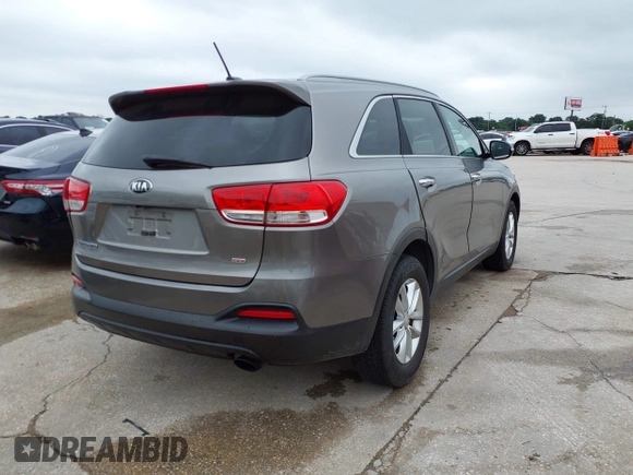 2016 Kia Sorento LX with VIN 5XYPG4A38GG114164, listed as a IAAI auction lot 42105518 with 95,892 mi miles. Bid and sale history available at carsss.com. Image 4.