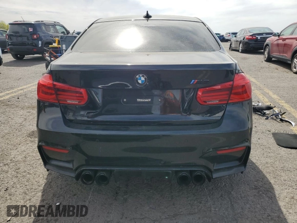 2018 BMW M3 z VIN WBS8M9C53J5L00440, wystawiony jako Copart lot #54178485 z przebiegiem 47 451 mil mil oraz Szkoda całkowita • Salvage title. Historia ofert i sprzedaży dostępna na DreamBid. Obrazek 6.