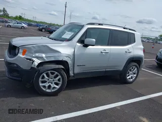 2017 Jeep Renegade Latitude z VIN ZACCJBBB6HPG40367, wystawiony jako IAAI lot #42053957 z przebiegiem 105 893 mil mil oraz . Historia ofert i sprzedaży dostępna na DreamBid. Obrazek 13.