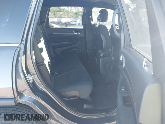 2017 Jeep Grand Cherokee Altitude z VIN 1C4RJFAG7HC890347, wystawiony jako IAAI lot #42315887 z przebiegiem 98 064 mil mil oraz . Historia ofert i sprzedaży dostępna na DreamBid. Obrazek 8.
