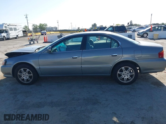 2000 Acura TL with VIN 19UUA5664YA046221, listed as a IAAI auction lot 42085196 with 146,489 mi miles. Bid and sale history available at carsss.com. Image 15.