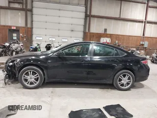 2010 Mazda 6 i Sport with VIN 1YVHZ8BH3A5M32560, listed as a IAAI auction lot 41666908 with 115,315 mi miles. Bid and sale history available at carsss.com. Image 15.