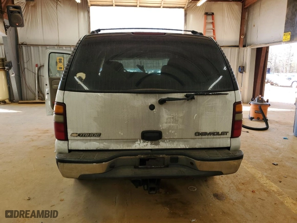 2003 Chevrolet Tahoe LS with VIN 1GNEC13V33R281647, listed as a Copart auction lot 44338795 with 345,627 mi miles and Salvage Title. Bid and sale history available at carsss.com. Image 6.