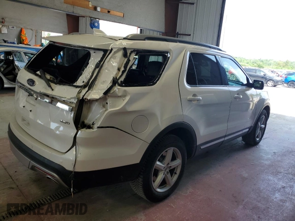 2017 Ford Explorer XLT z VIN 1FM5K8D89HGD10533, wystawiony jako Copart lot #63228615 z przebiegiem 134 917 mil mil oraz Szkoda całkowita • Salvage title. Historia ofert i sprzedaży dostępna na DreamBid. Obrazek 3.