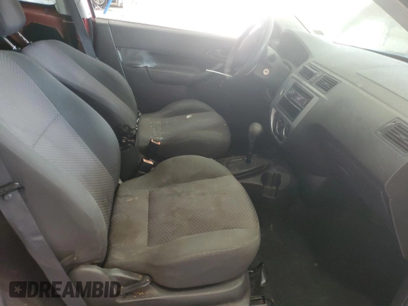 2005 Ford Focus S with VIN 3FAFP31N25R121952, listed as a Copart auction lot 51368155 with 213,571 mi miles and Salvage Title. Bid and sale history available at carsss.com. Image 7.