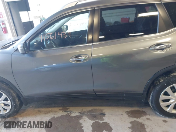 2016 Nissan Rogue SV with VIN KNMAT2MVXGP724616, listed as a IAAI auction lot 41561439 with 146,898 mi miles. Bid and sale history available at carsss.com. Image 14.
