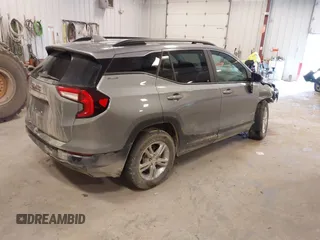 2023 GMC Terrain SLE z VIN 3GKALMEG2PL128721, wystawiony jako IAAI lot #42032073 z przebiegiem 38 880 mil mil oraz . Historia ofert i sprzedaży dostępna na DreamBid. Obrazek 4.