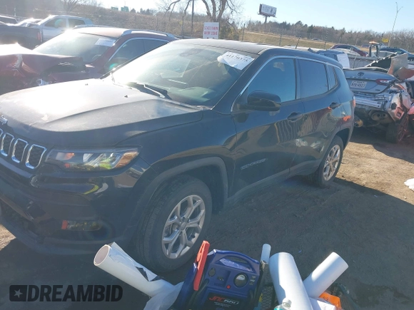 2024 Jeep Compass Sport with VIN 3C4NJDAN1RT126498, listed as a IAAI auction lot 41170375 with 12,466 mi miles and . Bid and sale history available at DreamBid. Image 17.