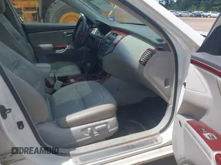 2006 Hyundai Azera SE with VIN KMHFC46F66A098423, listed as a IAAI auction lot 42519025 with Not provided miles and . Bid and sale history available at DreamBid. Image 5.