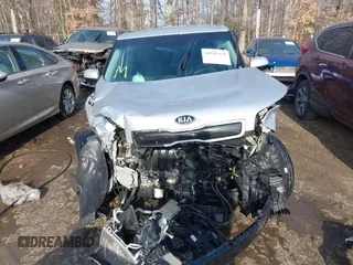 2015 Kia Soul + with VIN KNDJP3A51F7813052, listed as a IAAI auction lot 41186412 with 1 mi miles. Bid and sale history available at carsss.com. Image 12.