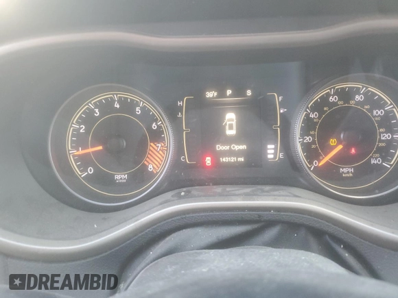 2015 Jeep Cherokee North with VIN 1C4PJMCS3FW600663, listed as a Copart auction lot 82230624 with 143,121 mi miles and Salvage Title. Bid and sale history available at carsss.com. Image 9.