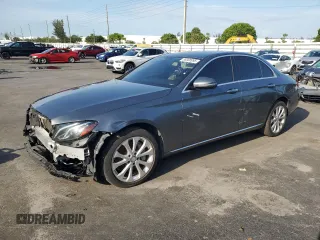 2017 Mercedes-Benz E 300 Luxury with VIN WDDZF4JB2HA103154, listed as a Copart auction lot 59308995 with 162,795 mi miles and Clean title. Bid and sale history available at DreamBid. Image 1.