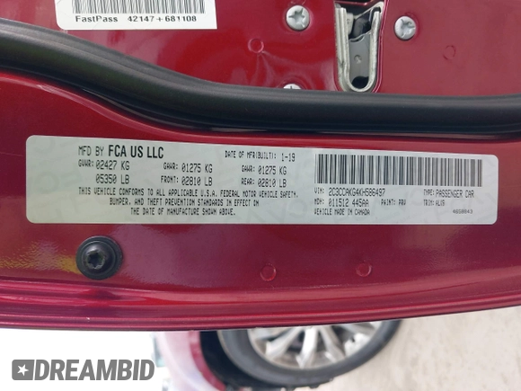 2019 Chrysler 300 Limited with VIN 2C3CCAKG4KH586497, listed as a IAAI auction lot 41511850 with 55,479 mi miles. Bid and sale history available at carsss.com. Image 9.