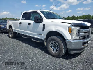 2017 Ford F-250 Lariat с VIN 1FT7W2BT5HEE76016, выставлен на аукционе Copart как лот 62360655 с пробегом 180 899 миль миль и Списание • Salvage title. История ставок и продаж доступна на DreamBid. Изображение 4.