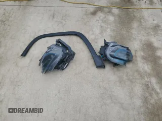 2020 Jeep Cherokee Latitude Tech Connect z VIN 1C4PJLCB6JD620386, wystawiony jako Copart lot #60409655 z przebiegiem 80 831 mil mil oraz Nie do naprawy • Non repairable. Historia ofert i sprzedaży dostępna na DreamBid. Obrazek 13.