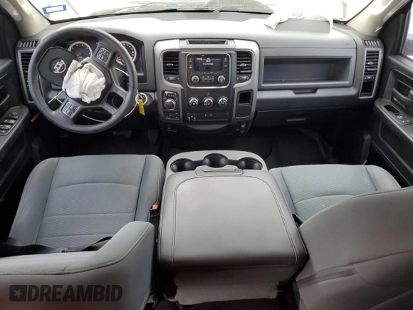 2015 Ram 1500 Tradesman z VIN 1C6RR7FT5FS719322, wystawiony jako Copart lot #52606965 z przebiegiem 148 354 mil mil oraz Szkoda całkowita • Salvage title. Historia ofert i sprzedaży dostępna na DreamBid. Obrazek 8.