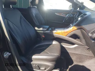 2016 Lincoln MKX Reserve with VIN 2LMTJ8LRXGBL79973, listed as a IAAI auction lot 41772136 with 105,566 mi miles. Bid and sale history available at carsss.com. Image 5.
