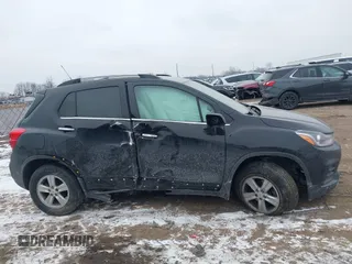 2019 Chevrolet Trax LT with VIN KL7CJPSB6KB873807, listed as a IAAI auction lot 41555685 with 120,844 mi miles. Bid and sale history available at carsss.com. Image 13.