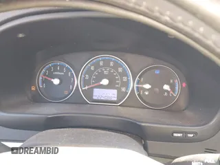 2009 Hyundai Santa Fe SE with VIN 5NMSH73E69H264547, listed as a IAAI auction lot 41812304 with 224,088 mi miles and . Bid and sale history available at DreamBid. Image 7.
