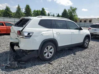 2019 Volkswagen Atlas SE with VIN 1V2LR2CA8KC572484, listed as a Copart auction lot 60793785 with 100,311 mi miles and Salvage title. Bid and sale history available at DreamBid. Image 3.