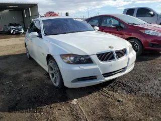 2006 BMW 3 Series 330xi with VIN WBAVD33556KV67236, listed as a Copart auction lot 42151415 with 0 mi miles and Salvage Title. Bid and sale history available at carsss.com. Image 4.