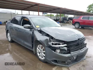 2013 Volkswagen Jetta SE with VIN 3VWDX7AJ1DM443139, listed as a IAAI auction lot 42471738 with 77,578 mi miles and . Bid and sale history available at DreamBid. Image 1.