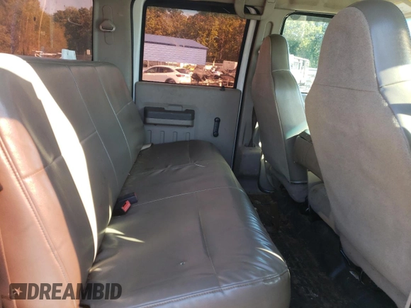 2008 Ford F-350 with VIN 1FTWW30R38EE04692, listed as a Copart auction lot 74524934 with 350,141 mi miles and Salvage title. Bid and sale history available at DreamBid. Image 10.
