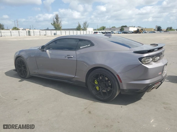 2021 Chevrolet Camaro 1SS with VIN 1G1FF1R7XM0102340, listed as a Copart auction lot 54199585 with 39,390 mi miles and Salvage Title. Bid and sale history available at carsss.com. Image 2.