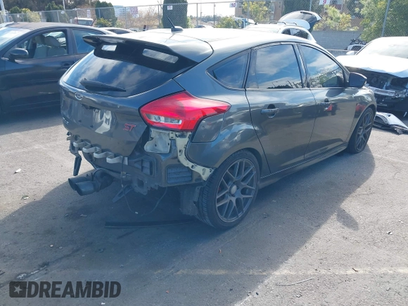 2017 Ford Focus ST with VIN 1FADP3L93HL348951, listed as a IAAI auction lot 41909521 with 88,158 mi miles and . Bid and sale history available at carsss.com. Image 4.