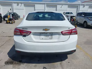 2020 Chevrolet Malibu LT with VIN 1G1ZD5ST9LF076407, listed as a IAAI auction lot 41920057 with Not Provided miles and . Bid and sale history available at DreamBid. Image 17.