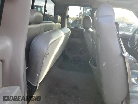 2005 Chevrolet Silverado 1500 Z71 z VIN 1GCEK19B65E242246, wystawiony jako Copart lot #80337234 z przebiegiem 320 619 mil mil oraz Szkoda całkowita • Salvage title. Historia ofert i sprzedaży dostępna na DreamBid. Obrazek 11.