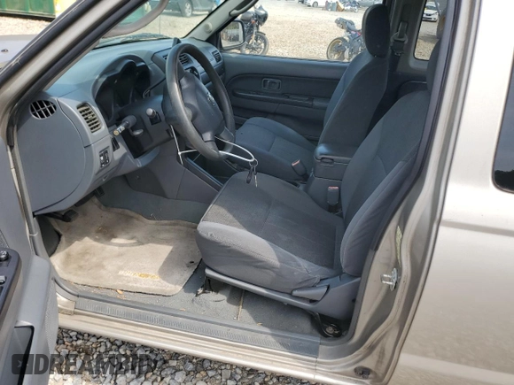 2004 Nissan Frontier XE z VIN 1N6DD26T44C426990, wystawiony jako Copart lot #61967785 z przebiegiem 352 486 mil mil oraz Czysty tytuł • Clean title. Historia ofert i sprzedaży dostępna na DreamBid. Obrazek 7.