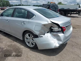 2017 Nissan Altima SL with VIN 1N4BL3AP6HC151471, listed as a IAAI auction lot 42452990 with 142,394 mi miles and . Bid and sale history available at DreamBid. Image 6.