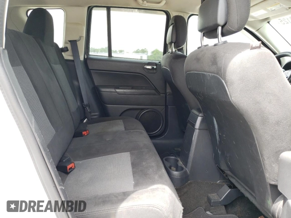 2016 Jeep Compass Sport с VIN 1C4NJCBA9GD553940, выставлен на аукционе Copart как лот 60799125 с пробегом 285 113 миль миль и Чистый • Clean title. История ставок и продаж доступна на DreamBid. Изображение 11.