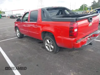 2007 Chevrolet Avalanche LTZ z VIN 3GNEC12J97G302411, wystawiony jako IAAI lot #42236491 z przebiegiem 271 454 mil mil oraz . Historia ofert i sprzedaży dostępna na DreamBid. Obrazek 3.