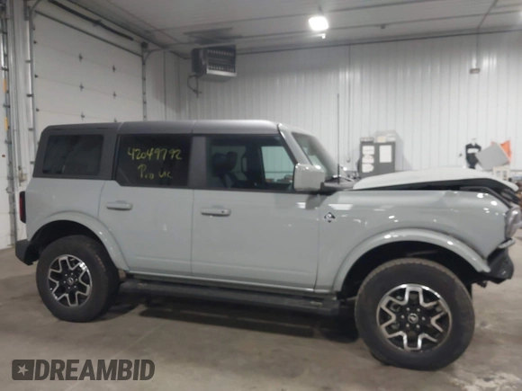 2023 Ford Bronco with VIN 1FMEE5BP7PLC09674, listed as a IAAI auction lot 42049792 with 25,937 mi miles and . Bid and sale history available at DreamBid. Image 13.
