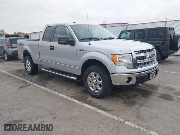 2013 Ford F-150 XL z VIN 1FTFX1EFXDFD66320, wystawiony jako IAAI lot #42136311 z przebiegiem 117 117 mil mil oraz . Historia ofert i sprzedaży dostępna na DreamBid. Obrazek 1.