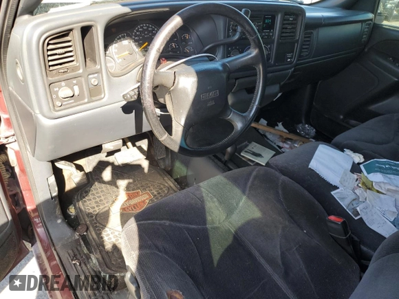 2000 GMC New Sierra 1500 SLE with VIN 2GTEK19T4Y1103411, listed as a Copart auction lot 53566935 with 358,205 mi miles and Salvage Title. Bid and sale history available at carsss.com. Image 8.