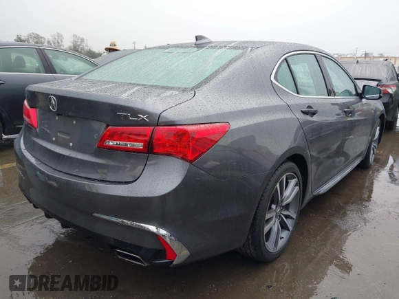 2020 Acura TLX w/Technology Pkg with VIN 19UUB2F42LA003192, listed as a IAAI auction lot 41482802 with 34,995 mi miles. Bid and sale history available at carsss.com. Image 4.
