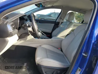 2019 Genesis G70 2.0T Advanced with VIN KMTG64LA5KU036272, listed as a Copart auction lot 77850624 with 0 mi miles and Salvage Title. Bid and sale history available at carsss.com. Image 7.