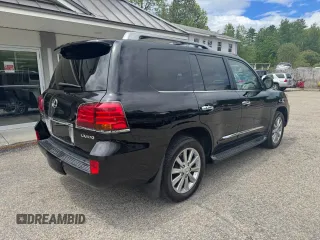 2011 Lexus LX 570 z VIN JTJHY7AX5B4082980, wystawiony jako Copart lot #58658775 z przebiegiem 236 563 mil mil oraz Czysty tytuł • Clean title. Historia ofert i sprzedaży dostępna na DreamBid. Obrazek 4.