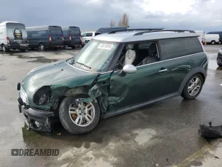 2012 MINI Clubman z VIN WMWZF3C55CT190117, wystawiony jako Copart lot #42514915 z przebiegiem 150 421 mil mil oraz Szkoda całkowita • Salvage title. Historia ofert i sprzedaży dostępna na DreamBid. Obrazek 1.