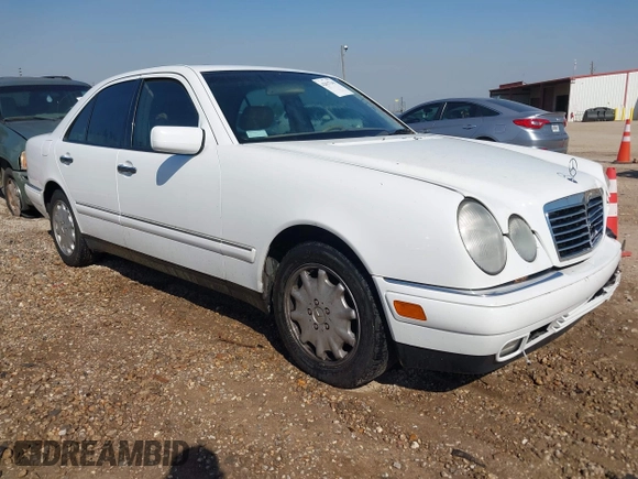 1999 Mercedes-Benz E-Class with VIN WDBJF65H6XA867166, listed as a IAAI auction lot 42017341 with 89,841 mi miles. Bid and sale history available at carsss.com. Image 1.