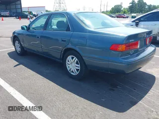 2001 Toyota Camry CE with VIN 4T1BG22K71U813310, listed as a IAAI auction lot 42559061 with 106,838 mi miles and . Bid and sale history available at DreamBid. Image 3.