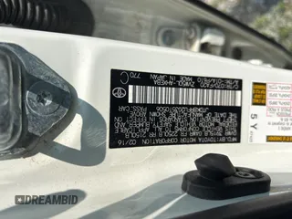 2016 Toyota Prius Two z VIN JTDKBRFU2G3510506, wystawiony jako Copart lot #60991615 z przebiegiem Nie podano mil oraz Czysty tytuł • Clean title. Historia ofert i sprzedaży dostępna na DreamBid. Obrazek 10.