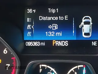 2017 Ford Escape SE with VIN 1FMCU0GD5HUD08968, listed as a IAAI auction lot 42008576 with 95,363 mi miles and . Bid and sale history available at DreamBid. Image 15.