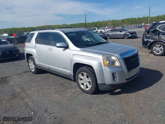 2013 GMC Terrain SLE with VIN 2GKALSEK7D6271401, listed as a IAAI auction lot 42099831 with 197,553 mi miles. Bid and sale history available at carsss.com. Image 1.