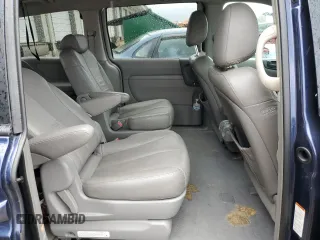 2006 Kia Sedona LX with VIN KNDMB233766096955, listed as a Copart auction lot 64966334 with 213,901 mi miles and Salvage Title. Bid and sale history available at carsss.com. Image 11.