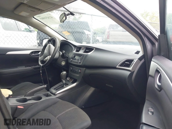 2017 Nissan Sentra S z VIN 3N1AB7AP3HY255605, wystawiony jako IAAI lot #42431005 z przebiegiem 168 152 mil mil oraz . Historia ofert i sprzedaży dostępna na DreamBid. Obrazek 5.